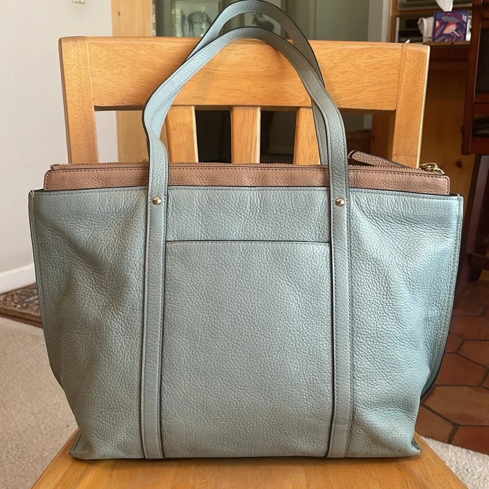 🌹COACH JOY Minty Blue Leather Extra Large Tote! - Picture 12 of 16